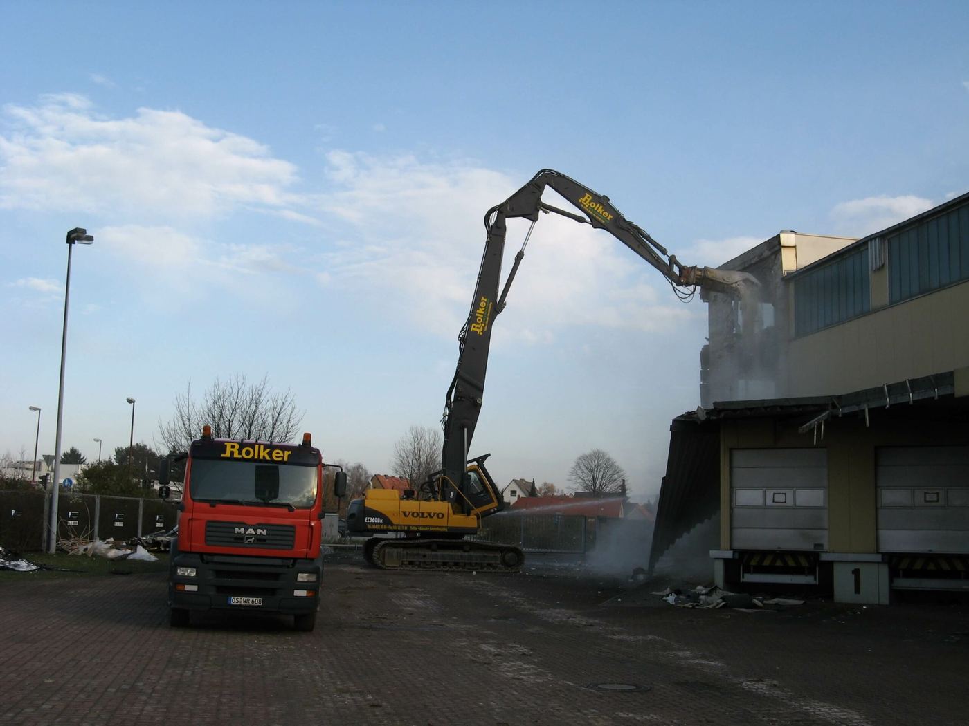 Rolker Abbrucharbeiten auf einer Großbaustelle